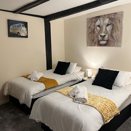 Colchester Central City East Bay Apartment Экстерьер фото