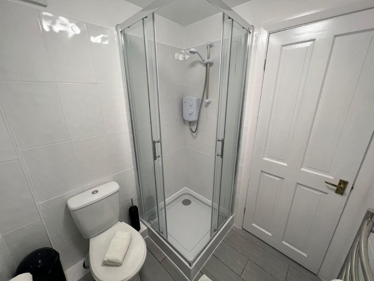 Colchester Central City East Bay Apartment Экстерьер фото