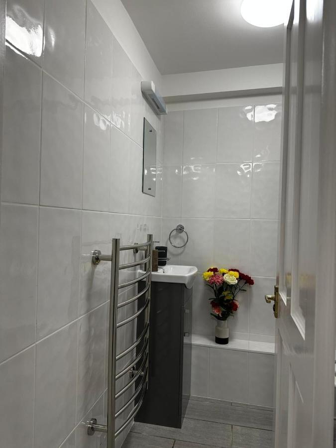 Colchester Central City East Bay Apartment Экстерьер фото